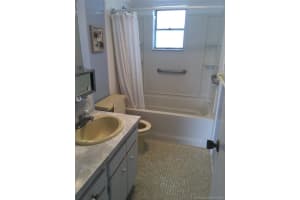 2825 NE 201st Terrace APT M218, Aventura, FL 33180, Sold 12/21/20