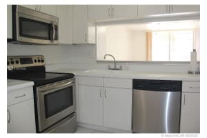 19761 SW 114th Ave, Miami, FL 33157, Sold 08/19/20
