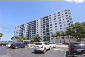 7501 E Treasure Dr #7l, North Bay Village, FL 33141, Sold 09/04/20
