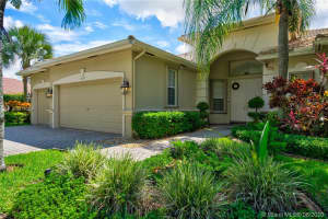 5138 Lakewood Dr, Cooper City, FL 33330, Sold 08/21/20