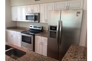 1155 Brickell Bay Dr, Miami, FL 33131, Sold 06/21/21