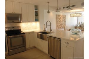 96000 Overseas Hwy APT M2, Key Largo, FL 33037, Sold 07/17/20