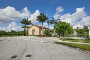10359 NW 70th Ln, Doral, FL 33178, Sold 08/26/20