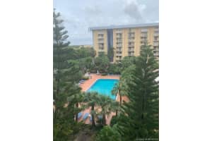 4550 NW 9th St #521e, Miami, FL 33126, Sold 11/19/20