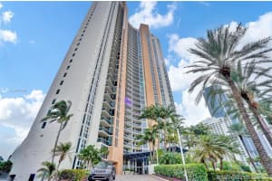 18911 Collins Ave, Sunny Isles Beach, FL 33160, Sold 09/23/20