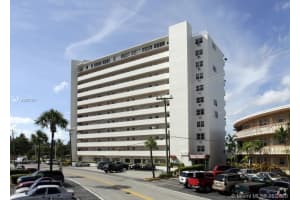 7904 West Dr, North Bay Village, FL 33141, Sold 07/29/20