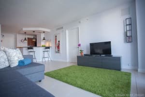 6917 Collins Ave, Miami Beach, FL 33141, Sold 01/15/21