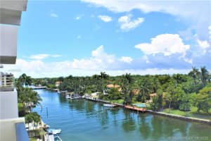 9800 W Bay Harbor Dr, Bay Harbor Islands, FL 33154, Sold 11/09/20