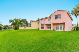 1010 NW 192nd Ave, Pembroke Pines, FL 33029, Sold 07/31/20