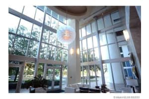 185 SW 7th St 12th floor, Miami, FL 33130, Sold 01/11/22