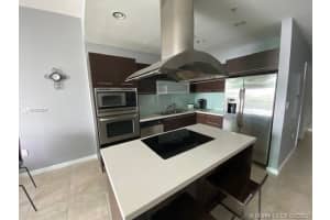 7928 East Dr, North Bay Village, FL 33141, Sold 10/30/20