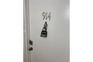 801 NW 47th Ave #914w, Miami, FL 33126, Sold 09/18/20