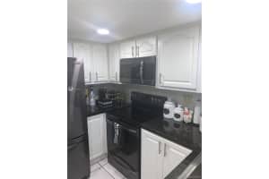 15421 SW 85th Ln, Miami, FL 33193, Sold 01/25/21