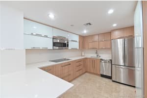 5555 Collins Ave #10z, Miami, FL 33140, Sold 04/14/21