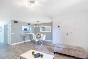 469 SE 14th St, Dania Beach, FL 33004, Sold 08/07/20