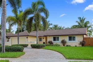 8601 SW 27th Pl, Davie, FL 33328, Sold 07/30/20