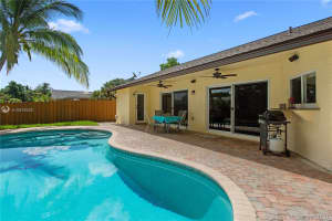 8601 SW 27th Pl, Davie, FL 33328, Sold 07/30/20