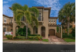 6921 Julia Gardens Dr, Coconut Creek, FL 33073, Sold 08/14/20
