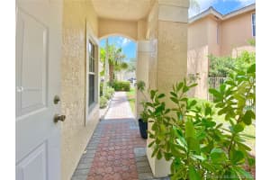 11672 NW 52nd Ct, Coral Springs, FL 33076, Sold 08/31/20