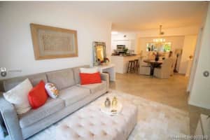 17100 N Bay Rd, Sunny Isles Beach, FL 33160, Sold 10/09/20