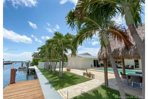 2065 NE 121st Rd, North Miami, FL 33181, Sold 09/16/20