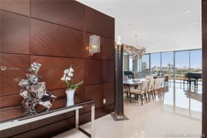 800 South Pointe Dr, Miami Beach, FL 33139, Sold 05/14/21
