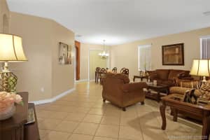 16144 SW 44th Ln, Miami, FL 33185, Sold 09/17/20