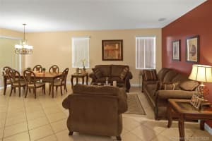 16144 SW 44th Ln, Miami, FL 33185, Sold 09/17/20