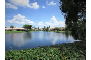 219 Lakeside Cir, Sunrise, FL 33326, Sold 08/12/20