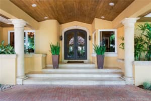 7805 Los Pinos Cir, Coral Gables, FL 33143, Sold 05/10/21