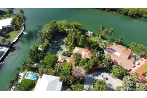 960 Harbor Dr, Key Biscayne, FL 33149, Sold 12/01/21