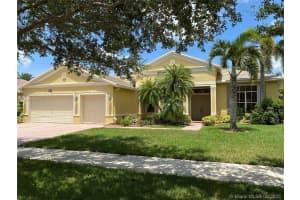 4886 Tropicana Ave, Cooper City, FL 33330, Sold 08/11/20