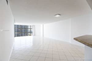 6423 Collins Ave, Miami Beach, FL 33141, Sold 10/06/20