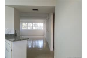 6135 NW 186th St, Hialeah, FL 33015, Sold 09/03/20