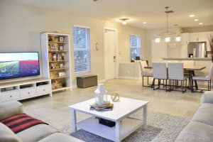 1146 Pinewood Lake Ct, Greenacres, FL 33415, Sold 08/19/20