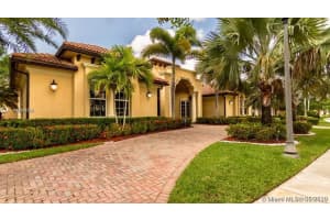 19069 Park Ridge St, Weston, FL 33332, Sold 04/29/21