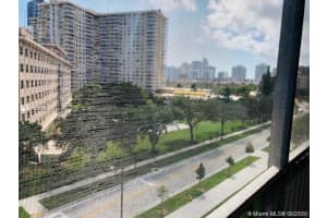 17600 N Bay Rd N608, Sunny Isles Beach, FL 33160, Sold 12/29/20