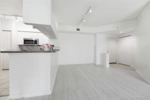 17100 N Bay Rd, Sunny Isles Beach, FL 33160, Sold 09/15/21