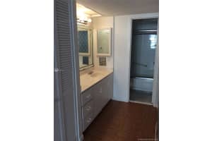 5701 Collins Ave, Miami Beach, FL 33140, Sold 05/28/21