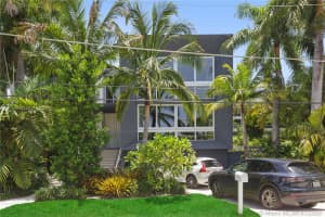 370 S Hibiscus Dr, Miami Beach, FL 33139, Sold 07/16/21