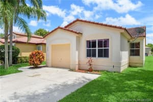 4306 NW 1st Dr, Deerfield Beach, FL 33442, Sold 08/20/20