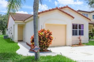 4306 NW 1st Dr, Deerfield Beach, FL 33442, Sold 08/20/20