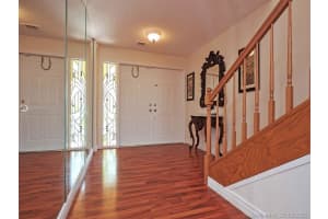 21391 Marina Cove Cir, Miami, FL 33180, Sold 05/03/21