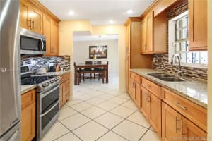 18660 NW 78th Ave, Hialeah, FL 33015, Sold 08/31/20