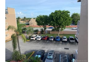 8517 NW 7th St, Miami, FL 33126, Sold 08/24/20