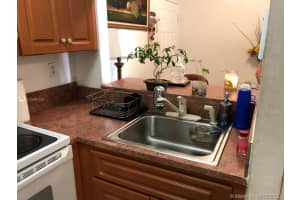 8185 NW 7th St, Miami, FL 33126, Sold 10/28/20