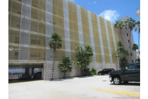 400 Golden Isles Dr, Hallandale Beach, FL 33009, Sold 09/18/20