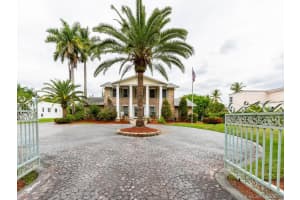12131 SW 2nd St, Plantation, FL 33325, Sold 08/07/20
