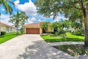 18706 NW 24th Ct, Pembroke Pines, FL 33029, Sold 08/13/20