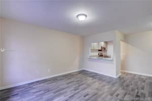 15316 SW 72nd St, Miami, FL 33193, Sold 09/04/20